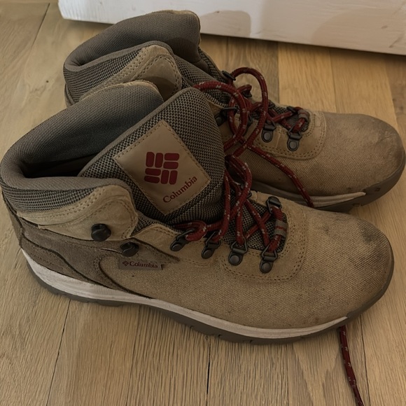 COLUMBIA WOMENS HIKING BOOTS SIZE 10 - Picture 5 of 10